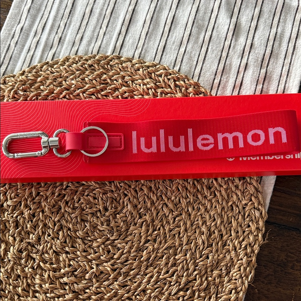 Lululemon Never Lost Key Chain